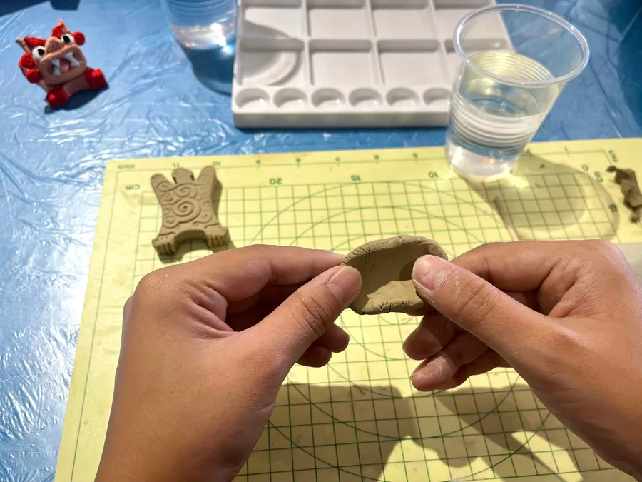お顔をつくるの様子
